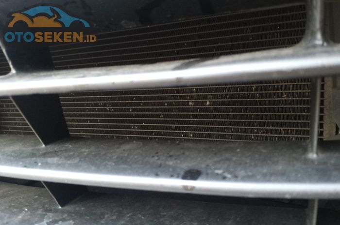 Dampak buruk kisi-kisi radiator mobil kotor