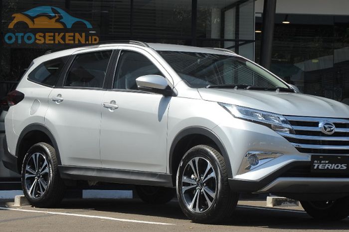 Harga mobil  bekas All New Terios 2018