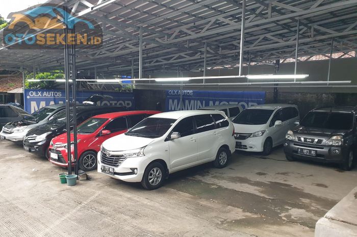 Mobil bekas di Mamin Niaga Motor Pamulang