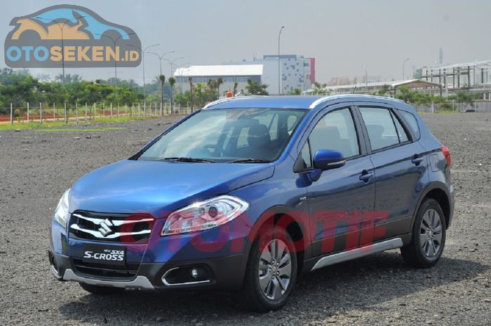 Harga Suzuki SX4 S-Cross 2017 bekas