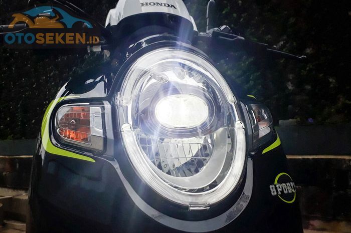 Ilustrasi Lampu LED Honda Scoopy