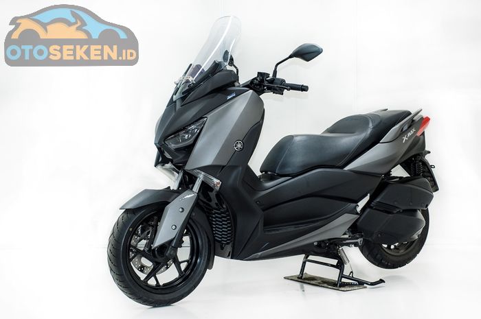 Ilustrasi Yamaha XMAX