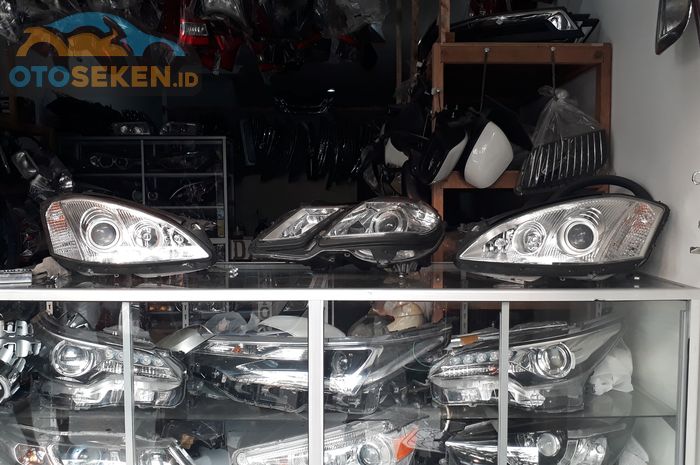 Aksesori Lampu di Bengkel Dan's Motor