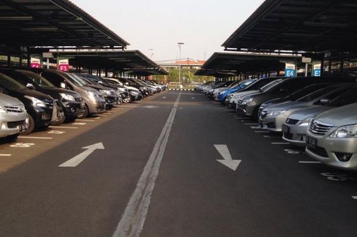 Tarif Parkiran mobil di Bandara Soekarno-Hatta terbaru 2023