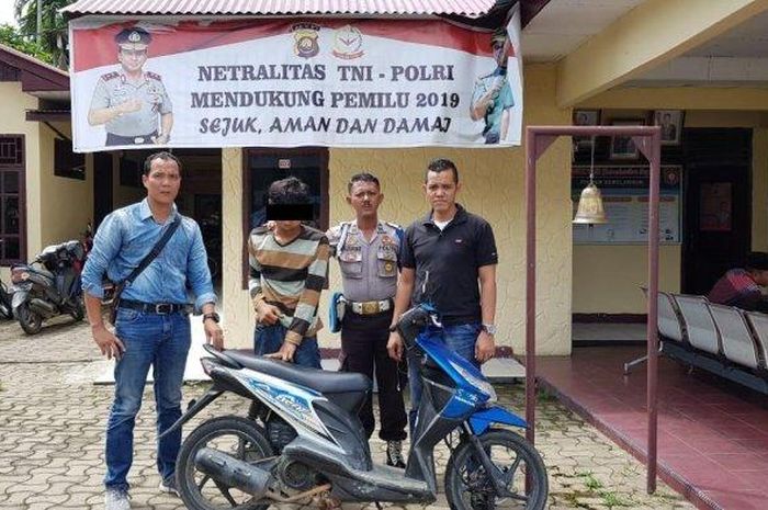 Pelaku pencurian sepeda motor ditangkap Polsekta Sarolangun, beberapa jam setelah beraksi 