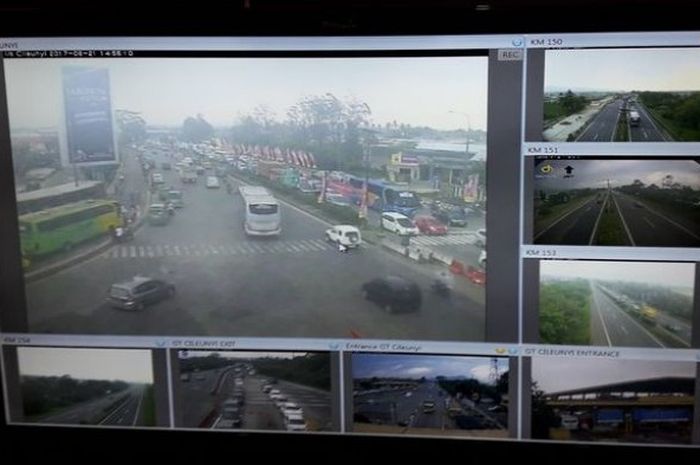 Pantau kondisi jalur tol lewat CCTV