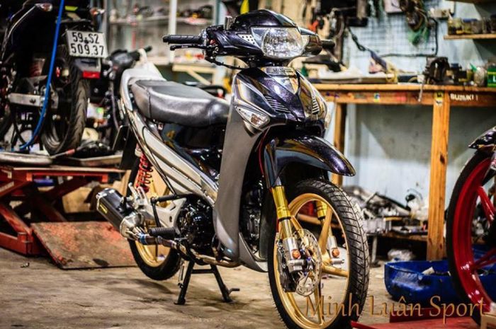 Honda Supra X 125 modif ugal-ugalan