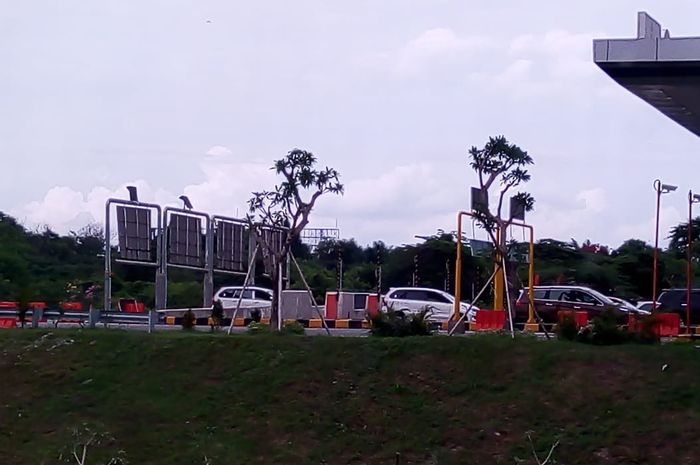 Gerbang tol 
