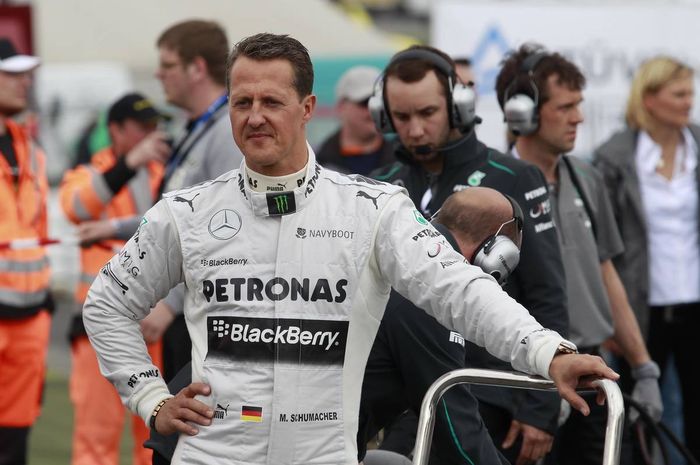 Michael Schumacher saat membela Mercedes