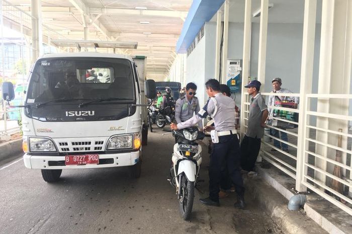 Ilustrasi petugas Dinas Perhubungan