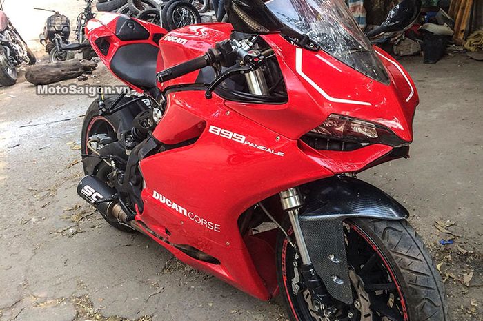 Ducati Panigale gadungan, aslinya Benelli BN302