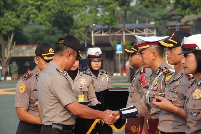 Sat Lantas Polres Bogor dapatkan Penghargaan dari Kapolda Jabar Irjen Pol Agung Budi Maryoto