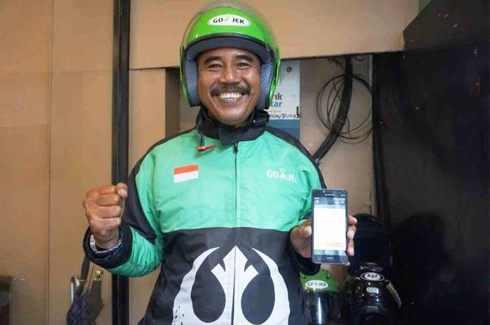 Mulyono, mitra pertama Go-jek yang punya sebutan khusus &quot;Driver 001&quot;.