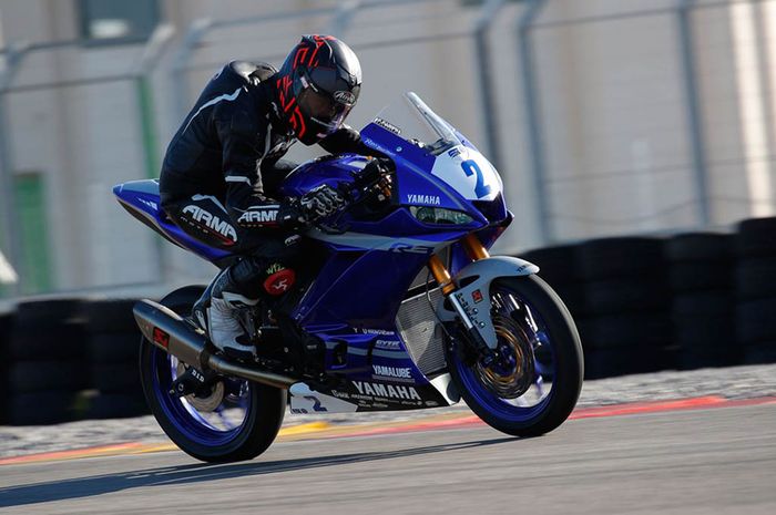 Yamaha YZF-R3 2019 balap World Supersport 300 2019