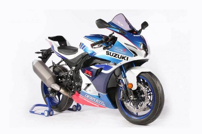 Suzuki GSX-R1000 Trophy Edition versi standar