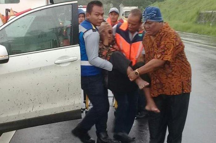 Wakil Ketua DPRD Kendal Kecelakaan di Tol Solo Ngawi