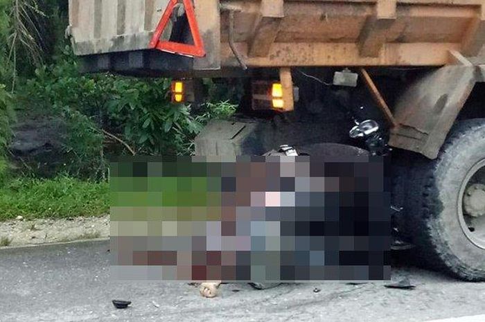 Kecelakaan lalu lintas di jalan pesantren, Parit Indah, Selasa (22/1/2019) 