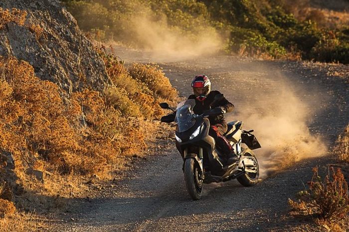 Honda X-ADV didesain sebagai motor adventure