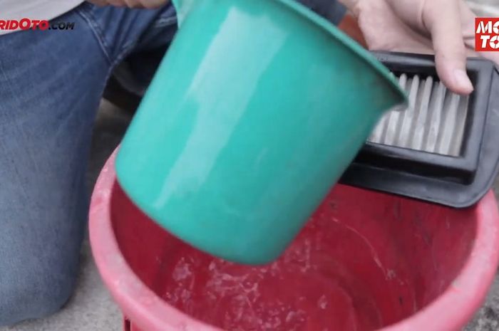 Begini Cara Perawatan yang Tepat Buat Motor yang Pakai Filter Udara Aftermarket