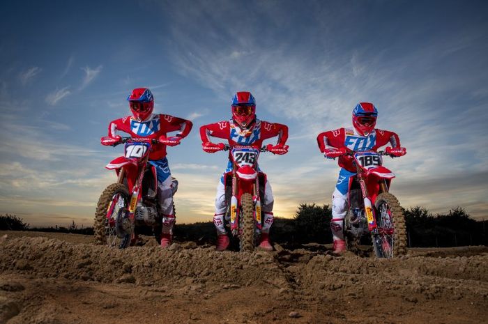 Tiga crosser Honda dalam naungan Team HRC
