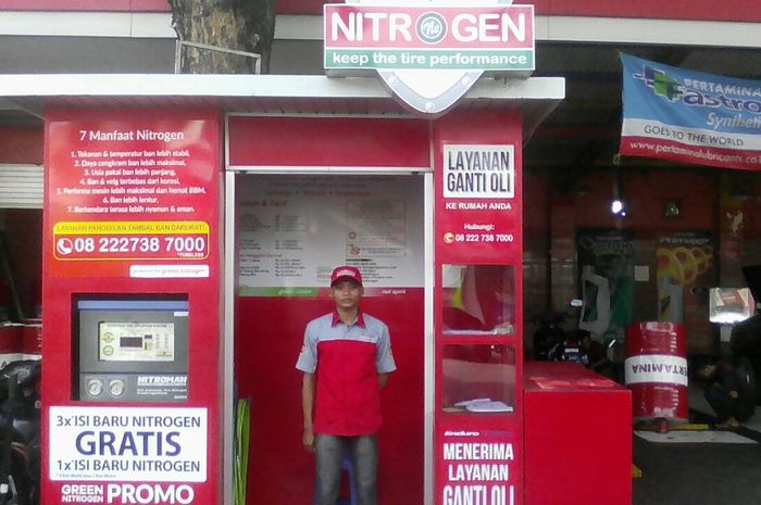 Ilustrasi. Gerai Pengisian Angin Nitrogen dan Tambal Ban