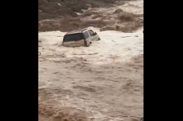 Banjir besar di Arab Saudi