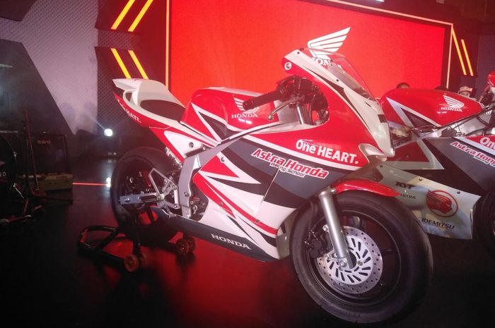 Motor Honda NSF100 ini akan digunakan untuk balap pembibitan pembalap di bawah usia 14 tahun.