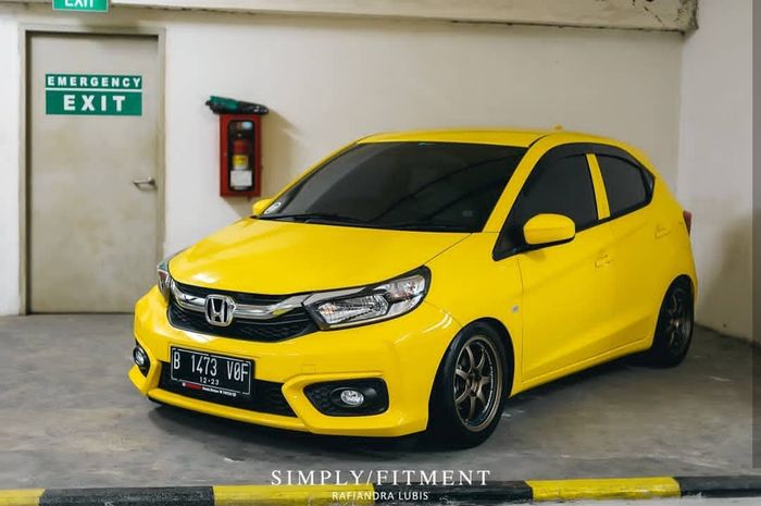 Honda Brio anyar tampil keren dengan gaya racing