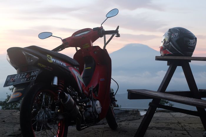 Astra Motor Jateng culik komunitas bikers Honda naik gunung pakai motor