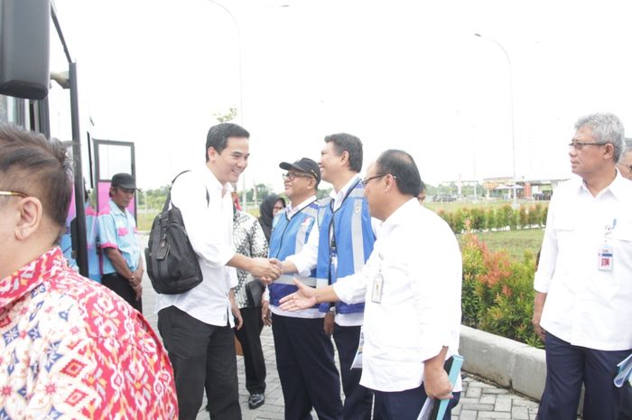 Rombongan Anggota Komisi VI DPR RI mengadakan kunjungan kerja ke Jalan Tol Trans Jawa