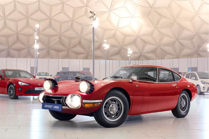 Toyota 2000GT