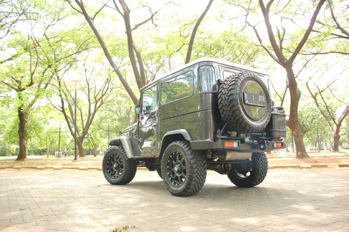 Restorasi plus modifikasi bikin Hardtop ini jadi makin sangar