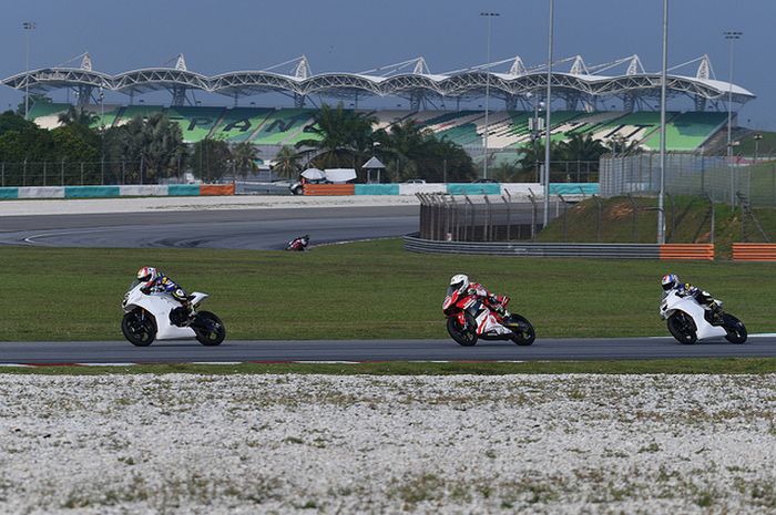 Tes pramusim ARRC 2019 di sirkuit Sepang hari ke-1