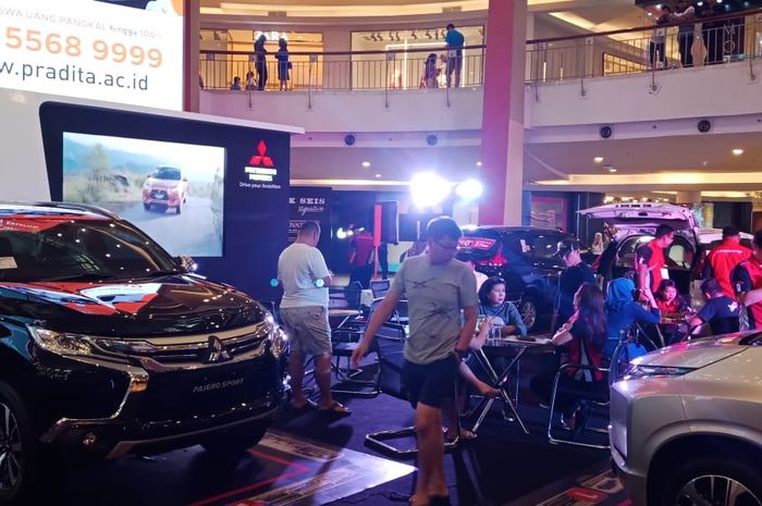 Pameran Mobil Mitsubishi Small Exhibition di Mall Kelapa Gading Jakarta