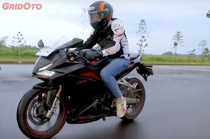 Honda CBR250RR konsumsi bahan bakar cenderung irit