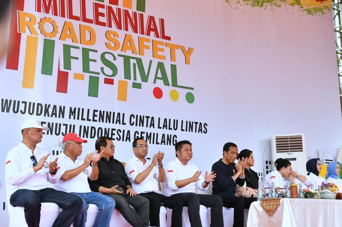 Presiden Jokowi saat hadiri Deklarasi Millennials Safety Road
