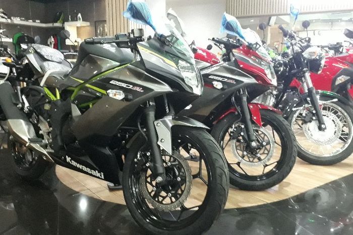 Kawasaki Ninja 250SL promo harga murah.