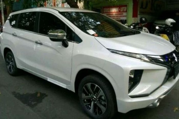 Mitsubishi Xpander Ultimate 2018 dijual Rp 280 juta, lebih mahal dari barunya