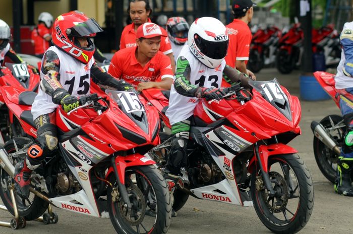 Dua pembalap cilik dari Jawa Tengah lolos seleksi 15 besar Astra Honda Racing School