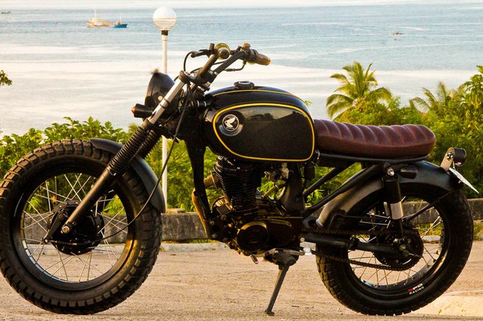 Honda CG125 bergaya brat tracker