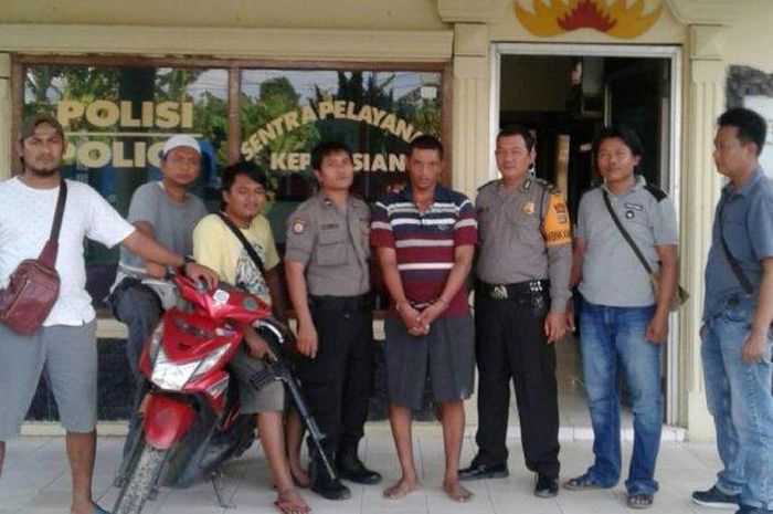 Sujito, tersangka pencurian motor di Polsek Banjar Agung 
