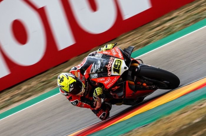 Alvaro Bautista tercepat di FP1 dan FP2 WSBK Aragon