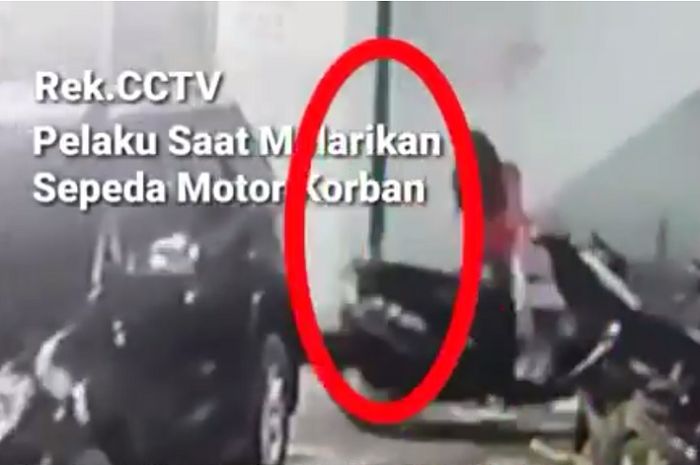 Pelaku pencurian mengambil kendaraan unit motor