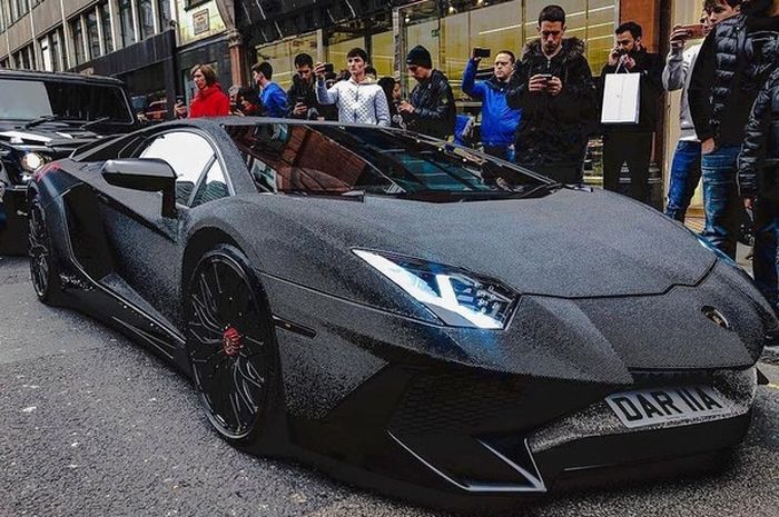 Lamborghini Aventador 