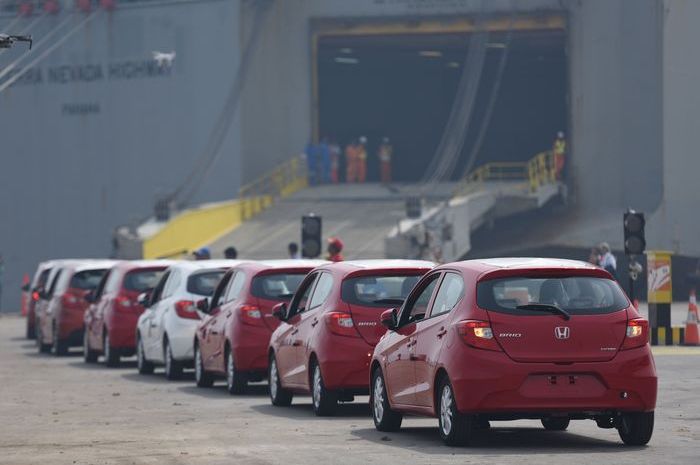All New Honda Brio di pelabuhan Tanjung Priok 