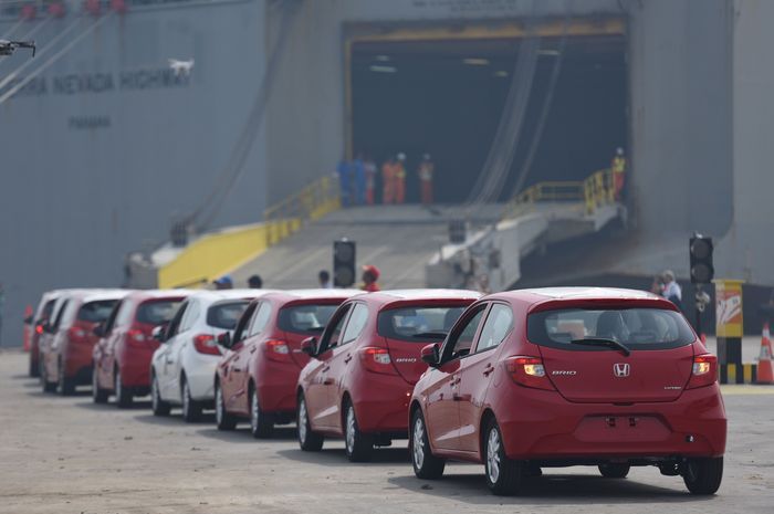 All New Honda Brio di pelabuhan Tanjung Priok 