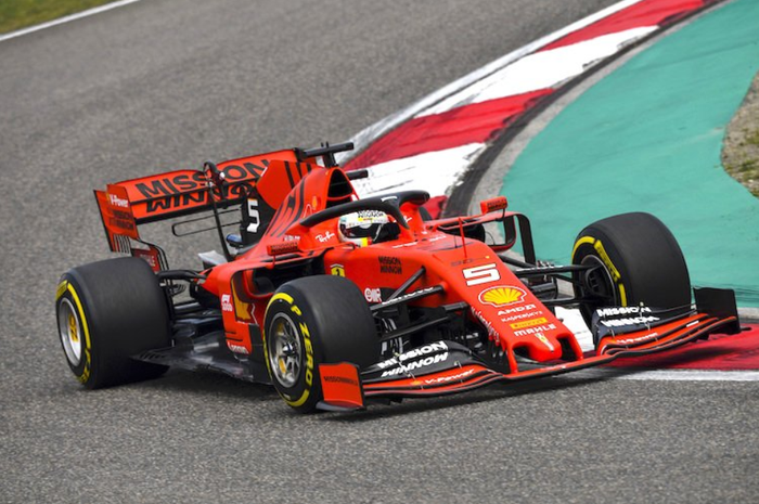 Sebastian Vettel jadi yang tercepat di FP1 F1 China