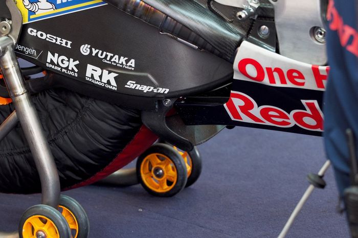 Spoiler swingarm dengan desain hampir serupa Ducati GP19 terpasang di Honda RC213V milik Marc marquez di MotoGP Amerika