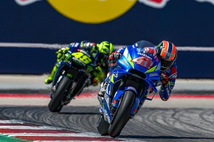 Pertarungan sengit Alex Rins dengan Valentino Rossi di MotoGP Amerika 2019
