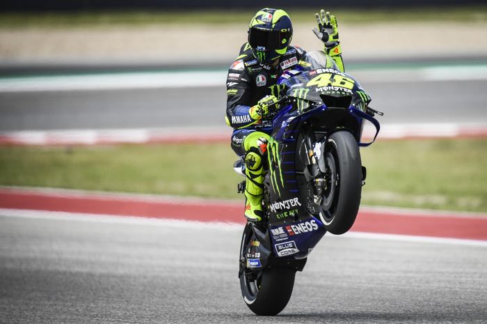 Valentino Rossi gagal memanfaatakan jatuhnya Marc Marquez akibat disusul Alex Rins di lap terakhir MotoGP Amerika 2019